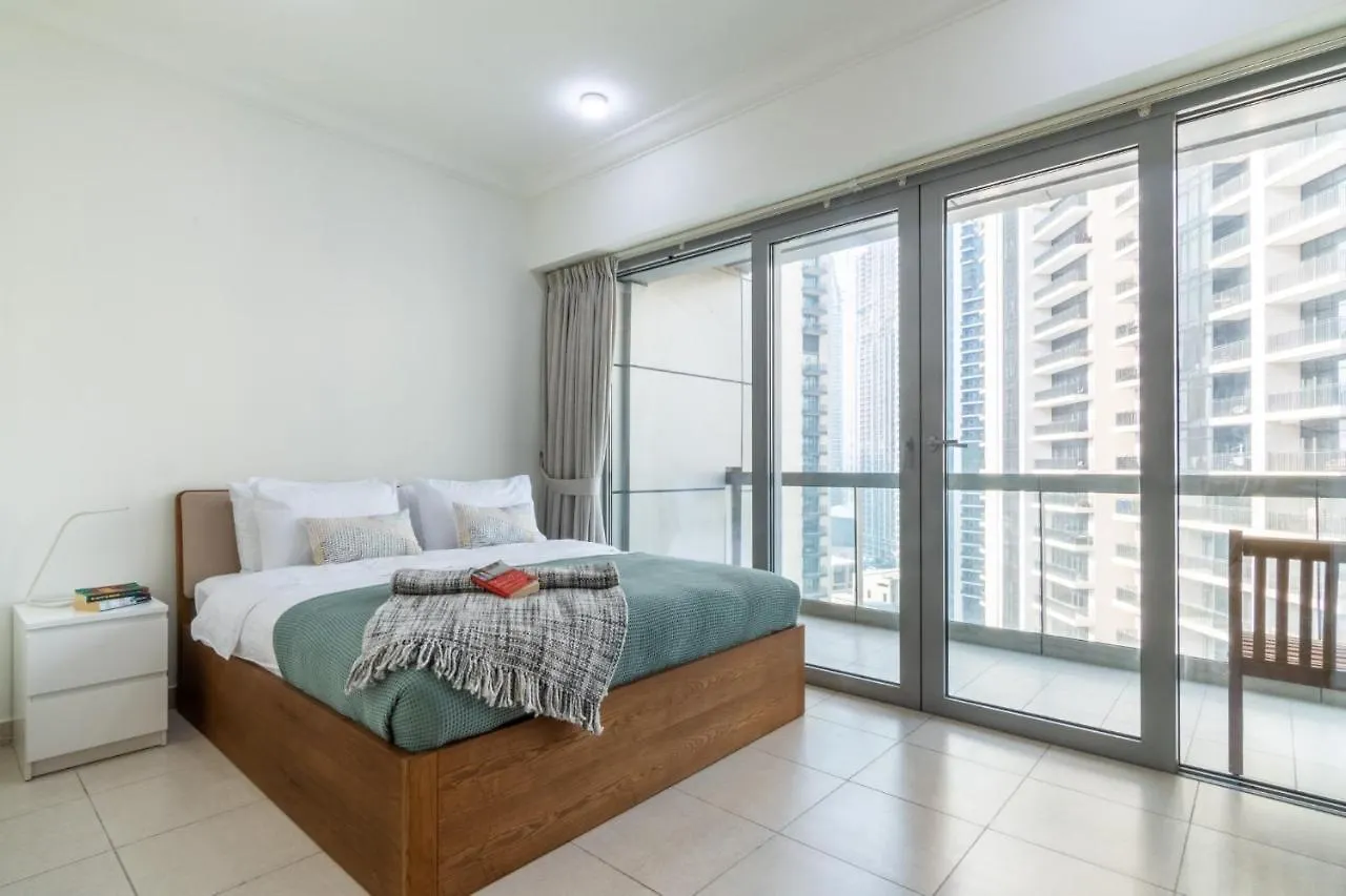 Апартаменты The Smart Concierge - 8 Blvd Walk Дубай 0*,